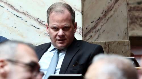 Αναζωπυρώνεται η πολιτική κόντρα για τα Τέμπη: Προς προανακριτική για Καραμανλή - Σπίρτζη ακόμη και με πρωτοβουλία της ΝΔ