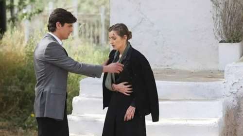 Άγριες Μέλισσες: Η ηθοποιός Μαρία Κίτσου πέφτει στον γκρεμό - Έτσι γυρίστηκε η σοκαριστική σκηνή [Βίντεο]