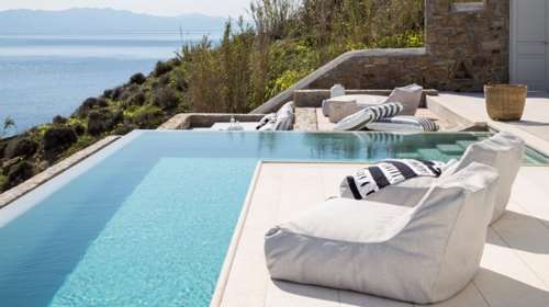 Ενα μυκονιάτικο κτίσμα στον Ορνό - Παράδοση στην απλότητα