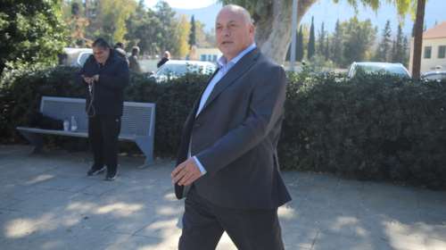 Εξαλλος ο Αχιλλέας Μπέος για την αισχροκέρδεια στα εμφιαλωμένα νερά - "Άθλιοι μαυραγορίτες, πωλούν την εξάδα 5 ευρώ"