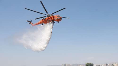 Φωτιά στις Σέρρες: Πυρκαγιά στο Κεφαλοχώρι - Σηκώθηκαν τρία εναέρια μέσα