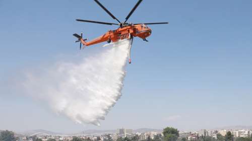 Φωτιά στην Αιτωλοακαρνανία: Σηκώθηκαν 6 εναέρια μέσα για μέτωπο στην περιοχή Οινιάδες