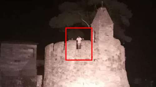 Ναύπακτος: Η στιγμή που 17χρονος πηδάει από Φάρο και τραυματίζεται - Σοκαριστικό βίντεο