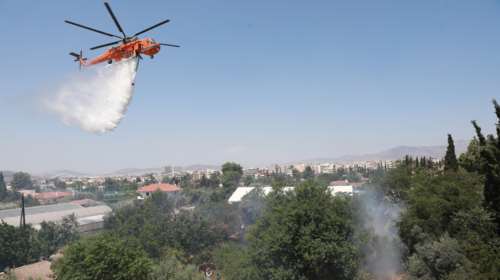 Φωτιά στην Κρύα Βρύση Καρδίτσας: Ήχησε το 112 - Σηκώθηκαν τέσσερα εναέρια