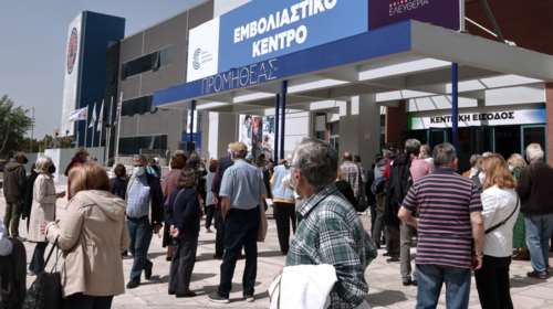 Εμβολιασμοί - Σπάει το ένα ρεκόρ μετά το άλλο: 130.000 ραντεβού μέσα σε λίγες ώρες από τους 45άρηδες - Μήνυμα Μητσοτάκη