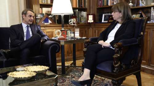 Αντίστροφη μέτρηση για την εκλογή ΠτΔ - "Κλείδωσε" για τις 15 Ιανουαρίου η συνάντηση Μητσοτάκη - Σακελλαροπούλου