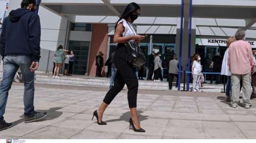 Κορονοϊός: Άνοιξε η πλατφόρμα για τα επικαιροποιημένα εμβόλια - Στις 14 Σεπτεμβρίου οι πρώτοι εμβολιασμοί