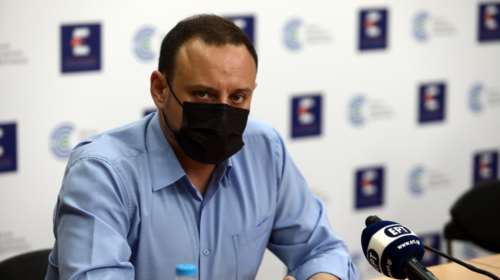 Μαγιορκίνης: "Πιθανός ο εμβολιασμός μαθητών σε Πανελλήνιες" - Tα εμβόλια που προστατεύουν από τη μετάλλαξη Δέλτα [Βίντεο]