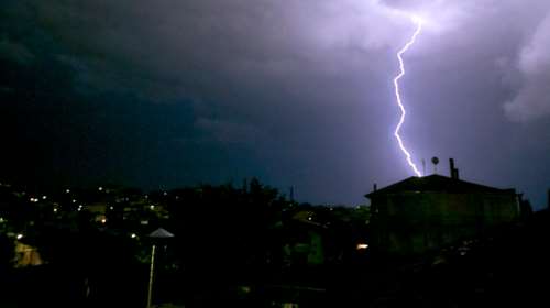 Κακοκαιρία: Ξεκινά η επέλαση της  &quot;Αθηνάς&quot; - Μήνυμα από το 112 στο Ιόνιο - Οι οδηγίες της Πολιτικής Προστασίας