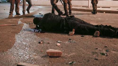 Νέα Σμύρνη: &quot;Μάλλον τον σκοτώσαμε&quot; - Σοκαριστικοί διάλογοι για τον ξυλοδαρμό του αστυνομικού