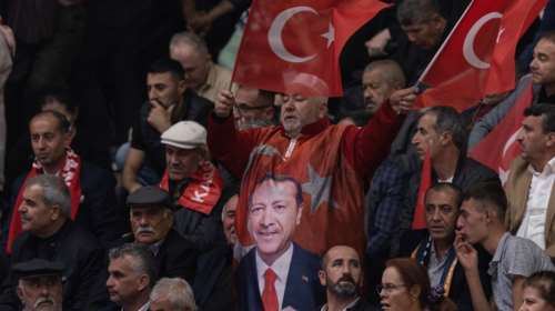 Hurriyet: Ο Μητσοτάκης θέλει να ορίσει εκλογές στην Ελλάδα ανάλογα με την ημερομηνία στην Τουρκία