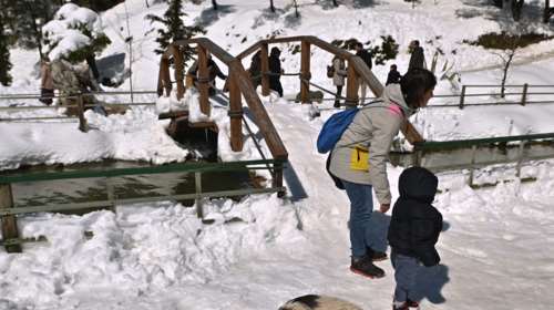 Καιρός- Η Ελλάδα στα δύο: Στα &quot;λευκά&quot; η Θεσσαλονίκη, συννεφιά και νοτιάδες στην Αττική