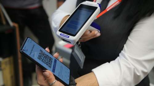 Τι ισχύει με την Ψηφιακή Κάρτα Εργασίας σε βιομηχανία και λιανεμπόριο - Σε λειτουργία η εφαρμογή για την 6ήμερη εργασία