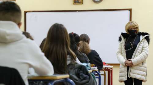 Άνοιγμα σχολείων: Ποιες τάξεις ανοίγουν 12 Απριλίου - Επιστροφή τριών ταχυτήτων για μαθητές Δημοτικών, Γυμνασίων, Λυκείων