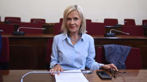 Γιώτα Πούλου: "Είναι θέμα ωρών να ανεξαρτητοποιηθώ από τον ΣΥΡΙΖΑ"- Γίνεται το ΠΑΣΟΚ αξιωματική αντιπολίτευση