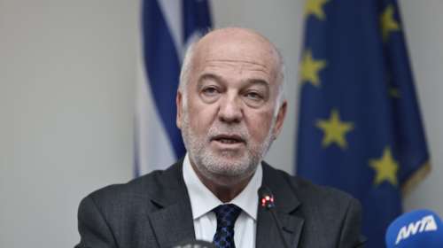 O Φλωρίδης δίνει στους δικηγόρους αρμοδιότητα σε κληρονομητήρια, υποθήκες και σύσταση σωματείων