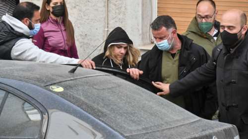 Η Δήμητρα Πισπιρίγκου στηρίζει την αδελφή της: ''Την ήθελαν ως εξιλαστήριο θύμα - Να γίνει άρση τηλεφωνικού απορρήτου στον Μάνο''