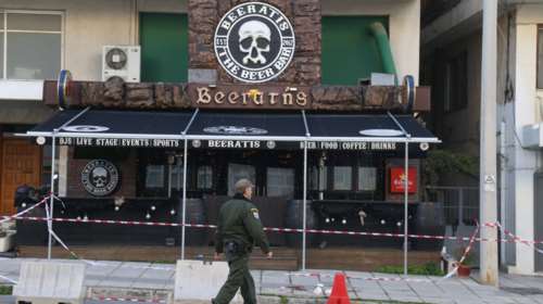 Θεσσαλονίκη: Μεθυσμένος ο Νορβηγός που σκότωσε τον αστυνομικό με μια μαχαιριά στο λαιμό - Ακαριαίος ο θάνατός του