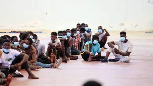 Διασώθηκαν 57 μετανάστες από ψαρόβαρκα στη Γαύδο