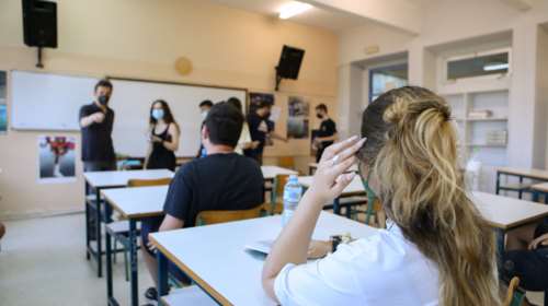 Πανελλήνιες 2022: Πέφτει η αυλαία για τους υποψηφίους των ΓΕΛ - Τα μαθήματα που εξετάζονται