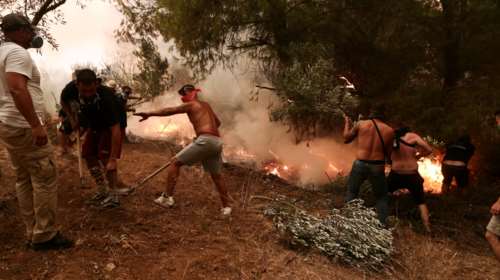 Ελπίδες από τον πρόεδρο των Πυροσβεστών: Θα οριοθετηθεί σήμερα η πυρκαγιά στην Εύβοια