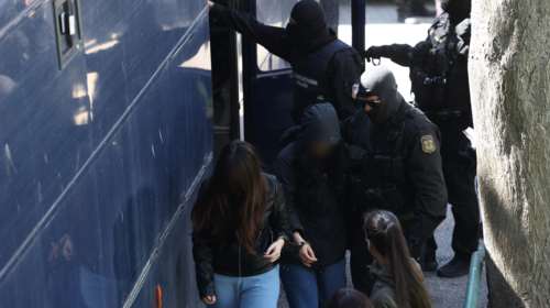 Θεσσαλονίκη: Αναβλήθηκε η δίκη των 49 συλληφθέντων στο ΑΠΘ - Αφέθηκαν όλοι ελεύθεροι