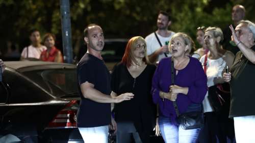 ΣΥΡΙΖΑ: Έκπτωτος ο Στέφανος Κασσελάκης, μόνο η Τζάκρη τον στήριξε - Νέα ένταση και προπηλακισμοί έξω από τα γραφεία [βίντεο]