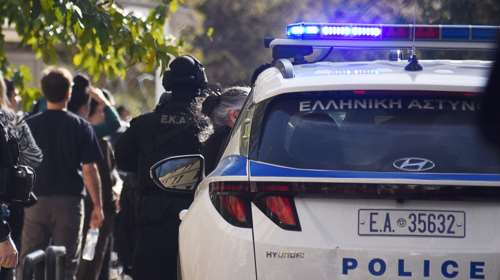 Θεσσαλονίκη: Ένοπλη ληστεία σε κατάστημα κινητών τηλεφώνων με λεία άνω των 50.000 ευρώ