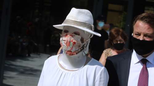 Επίθεση με βιτριόλι: Ολη η κατάθεση της Ιωάννας στο δικαστήριο- Για τον 40χρονο άνδρα και τα μηνύματα της Εφης