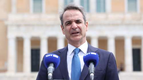 Ο Μητσοτάκης στη στρατιωτική παρέλαση: &quot;Οι Ελληνες πέτυχαν όταν ήταν ενωμένοι&quot;