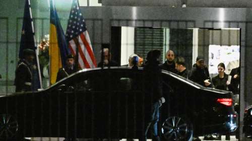 Συνομιλίες ΗΠΑ - Ουκρανίας στο Βερολίνο: Εδαφικές παραχωρήσεις, εγγυήσεις ασφαλείας και παγωμένα ρωσικά κεφάλαια