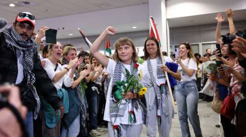 Στην Αθήνα οι Έλληνες ακτιβιστές του στολίσκου για τη Γάζα - Μαζί τους η Γκρέτα Τούνμπεργκ [εικόνες - βίντεο]