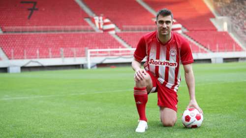 &quot;Σωκράτη εσύ σούπερ σταρ&quot;: Ανακοίνωσε Παπασταθόπουλο ο Ολυμπιακός