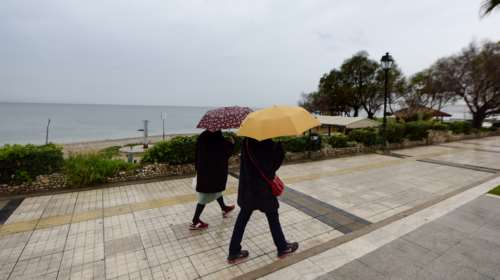 Φθινοπωρινός καιρός την Πέμπτη: Πτώση της θερμοκρασίας και βροχές - Πού θα είναι έντονα τα φαινόμενα