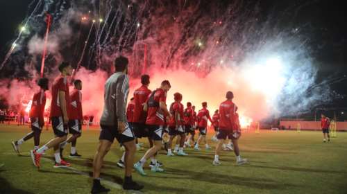 Ολυμπιακός: Καυτή ατμόσφαιρα από 5.000 οπαδούς στην ανοιχτή προπόνηση στο Ρέντη, λίγο πριν το ντέρμπι  [Εικόνες - Βίντεο]