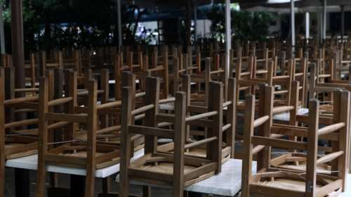 &quot;Λουκέτο&quot; σε 2.569 εστιατόρια και μπαρ έφερε η διασύνδεση των ταμειακών μηχανών με τις πιστωτικές κάρτες