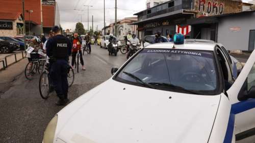 Κεραμεικός: Συνελήφθησαν τέσσερις νεαροί για ληστεία - Ανάμεσά τους ένας 14χρονος και ένας 15χρονος