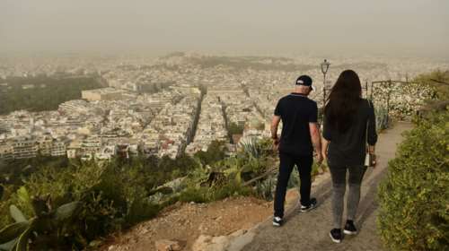 Καιρός: Σήμερα η πιο ζεστή ημέρα της εβδομάδας με αφρικανική σκόνη και 35 βαθμούς - Ακολουθεί "ψυχρή λίμνη"