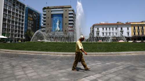 Κορονοϊός: 375 κρούσματα και 12 θάνατοι - Στους 238 οι διασωληνωμένοι