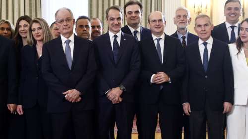 Τρόμαξαν στο Μαξίμου με την ήττα της Παγώνη στην ΕΙΝΑΠ - Γιατί πιστεύουν ότι η Κωνσταντοπούλου θα &quot;ξεφουσκώσει&quot;