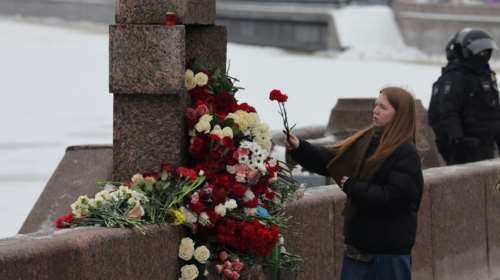 Συνεχίζεται το θρίλερ με τη σορό του Αλεξέι Ναβάλνι - Συνελήφθη ακόμη και ο ιερέας που θα έκανε την κηδεία