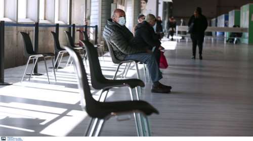 Κορονοϊός: Πώς &quot;κόλλησαν&quot; οι εμβολιασμοί στην Ελλάδα σε ένα γράφημα- Από τις πρώτες θέσεις...τελικά η χώρα εξαφανίζεται