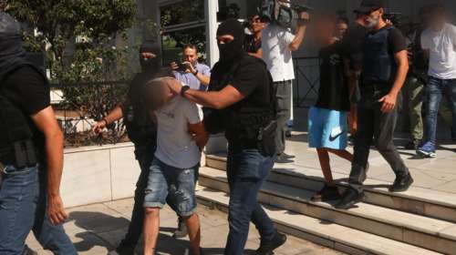 Αγία Παρασκευή: Προφυλακίστηκαν ο 35χρονος δράστης, οι τρεις συνεργοί του και η 43χρονη πρώην σύζυγος του Πολωνού καθηγητή
