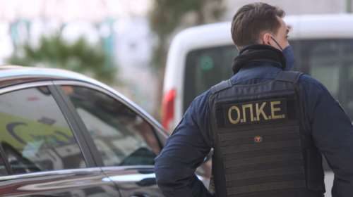 Άγρια συμπλοκή μεταξύ τριών αδερφών στο Αγρίνιο: Χρησιμοποίησαν μέχρι και δρεπάνι - Έπεσαν πυροβολισμοί