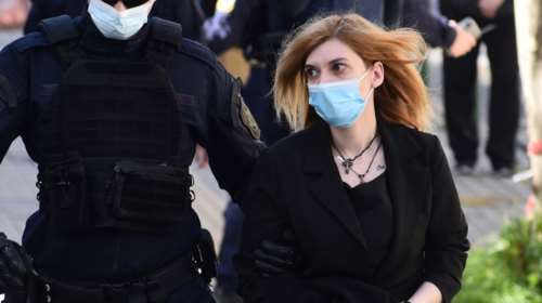 Απολογία Ρούλας Πισπιρίγκου για την Ίριδα: &quot;Να μάθω από τι έφυγαν τα παιδιά&quot;- Αναθεμάτισε την ώρα που παντρεύτηκε τον Μάνο