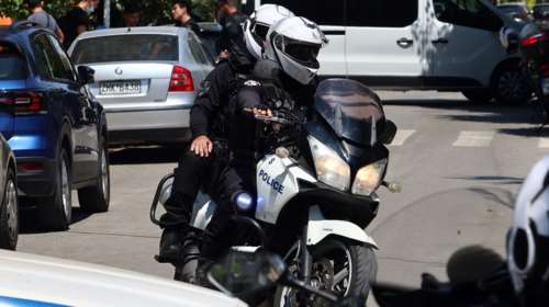 Επιχείρηση του ελληνικού FBI στην Αττική για εγκληματικές ομάδες Τούρκων  - Εξι συλλήψεις, έφοδοι σε σπίτια