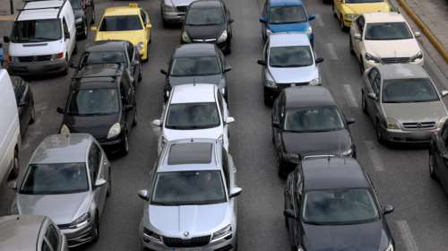 Τροχαίο στον Κηφισό: Μποτιλιάρισμα χιλιομέτρων - Δείτε Live την κίνηση