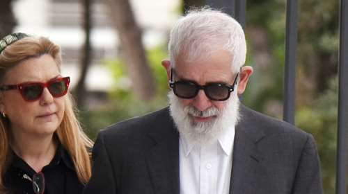 Απών από τη σημερινή δίκη ο Φιλιππίδης: &quot;Εχει πρόβλημα υγείας, δεν μπορεί να σταθεί στα πόδια του&quot;