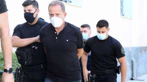 Δημήτρης Λιγνάδης: Παραπομπή σε δίκη για τέσσερις βιασμούς ζητά η εισαγγελέας - Πρόταση να παραμείνει στη φυλακή