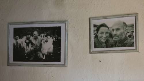 Νέα στοιχεία για το διπλό φονικό: Η 31χρονη είχε δώσει όλα της τα χρήματα στον 57χρονο - Μόνο 6 άτομα στην κηδεία του